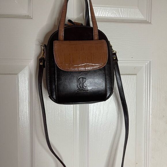 Belle Rose leather two tone brown and tan purse/crossbody bag. - Picture 2 of 11